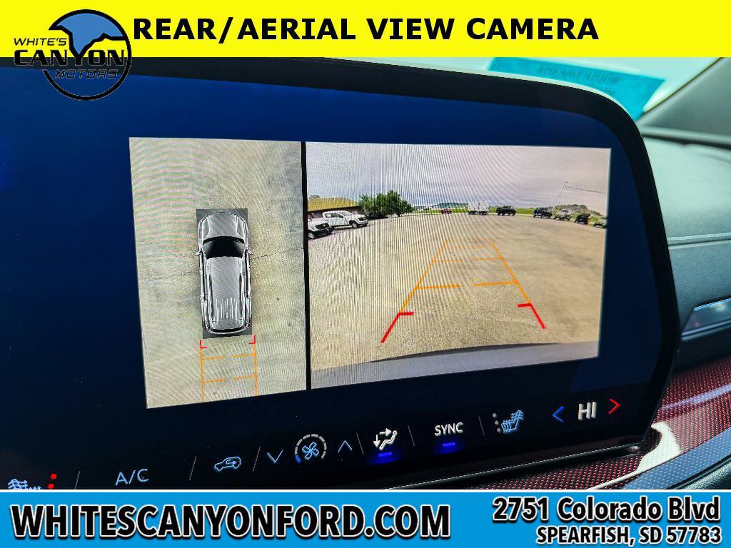 Used 2025 Chevrolet Traverse Z71 w/ Driver Confidence Package AWD/4WD image 18
