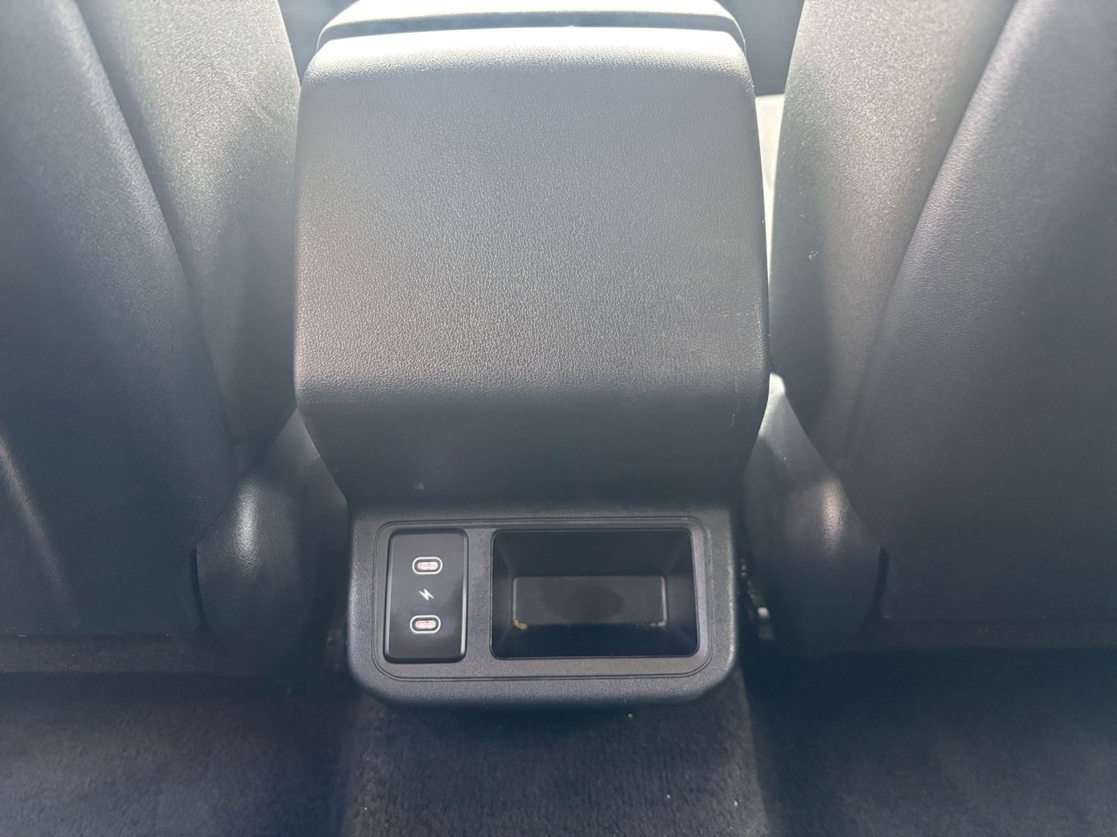 Used 2025 Kia K4 LXS image 23