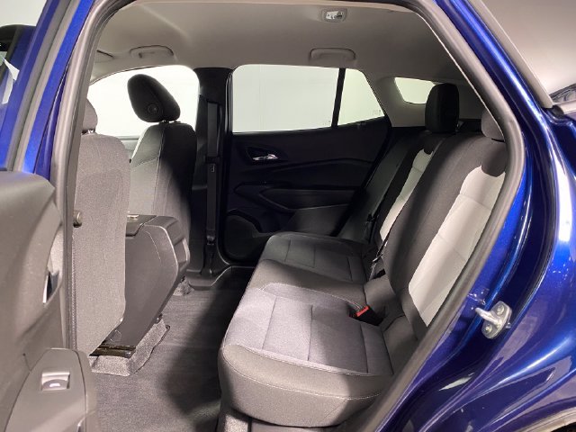 Certified 2024 Chevrolet Trax LS w/ LS Convenience Package FWD image 28