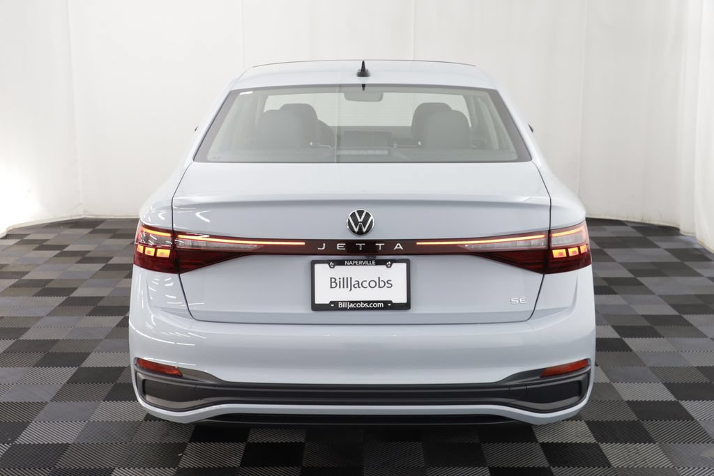 New 2027 Volkswagen Jetta SE FWD image 17