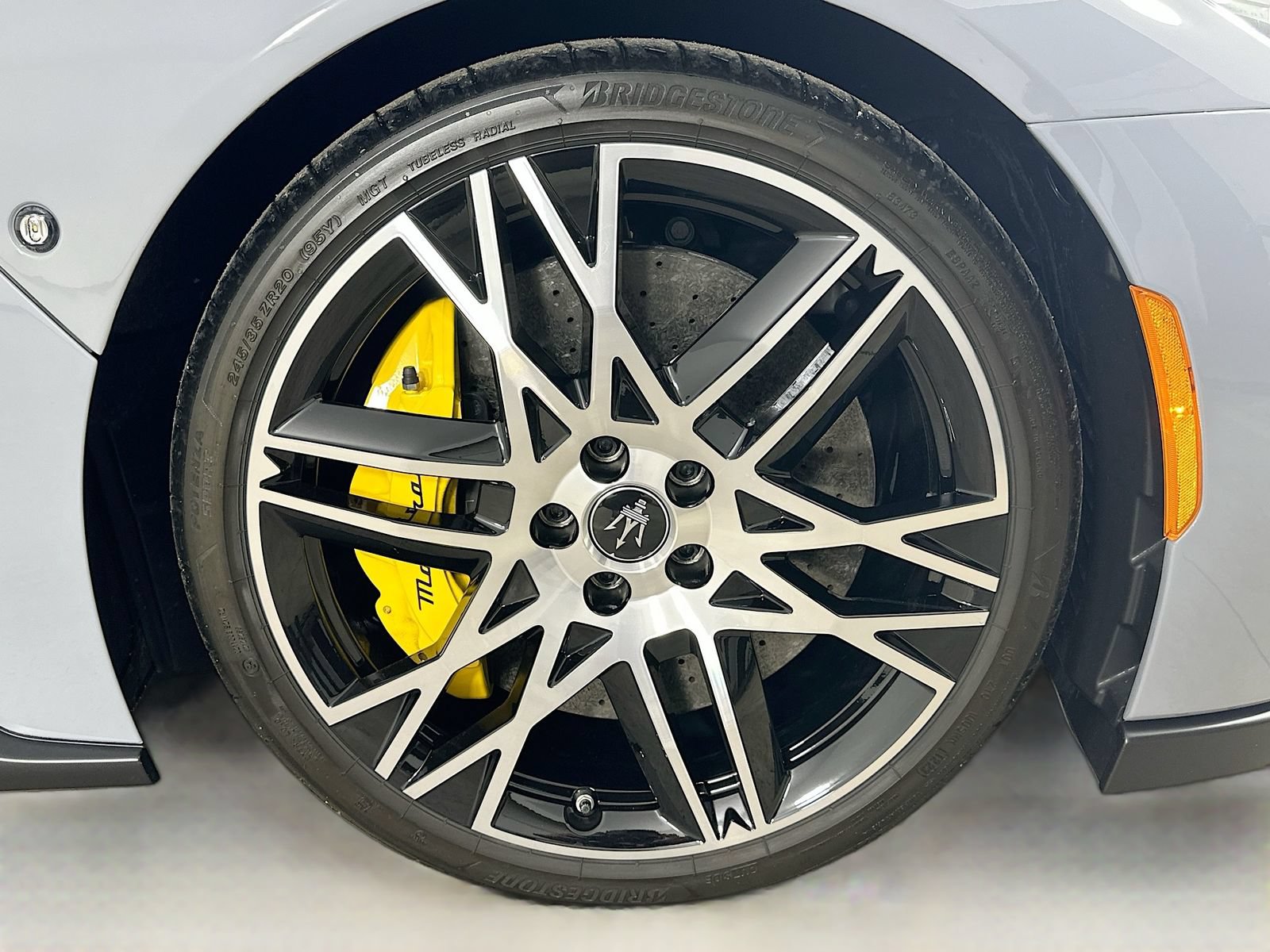 Used 2023 Maserati MC20 Spyder RWD image 11