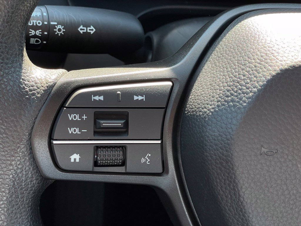Certified 2026 Honda HR-V LX image 15