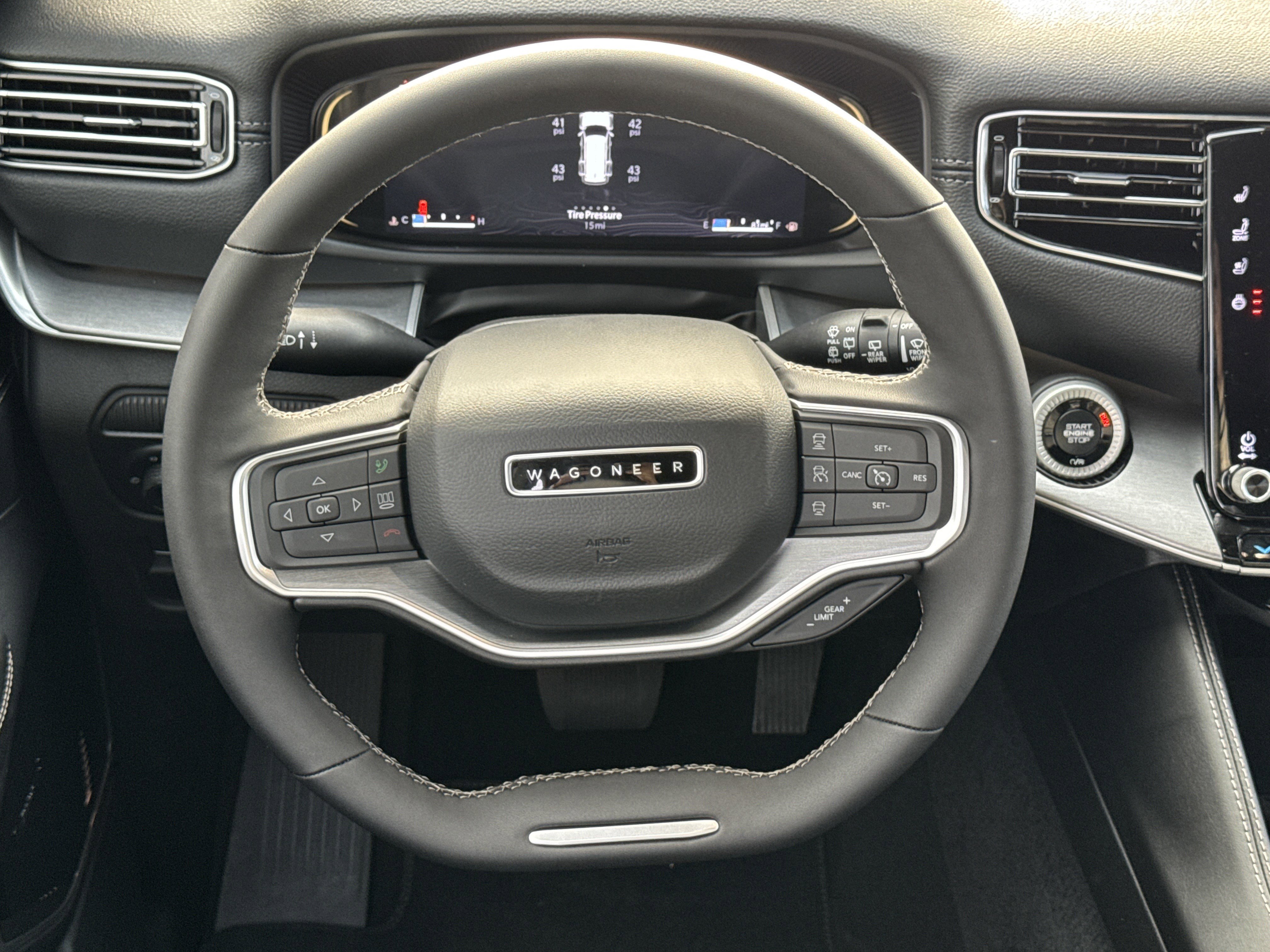 New 2025 Jeep Wagoneer Series III image 15