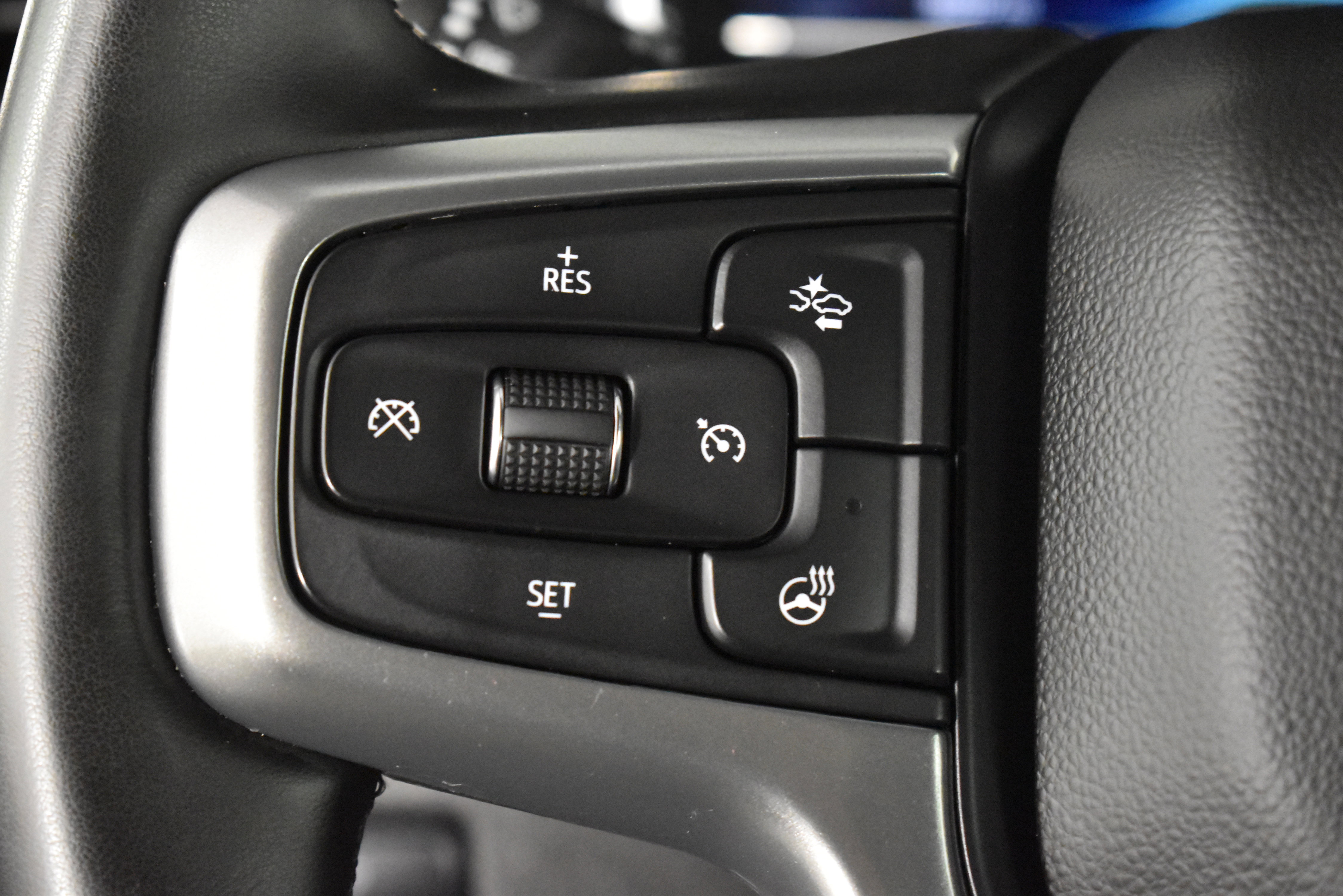 Used 2025 Chevrolet Silverado 1500 LT image 21