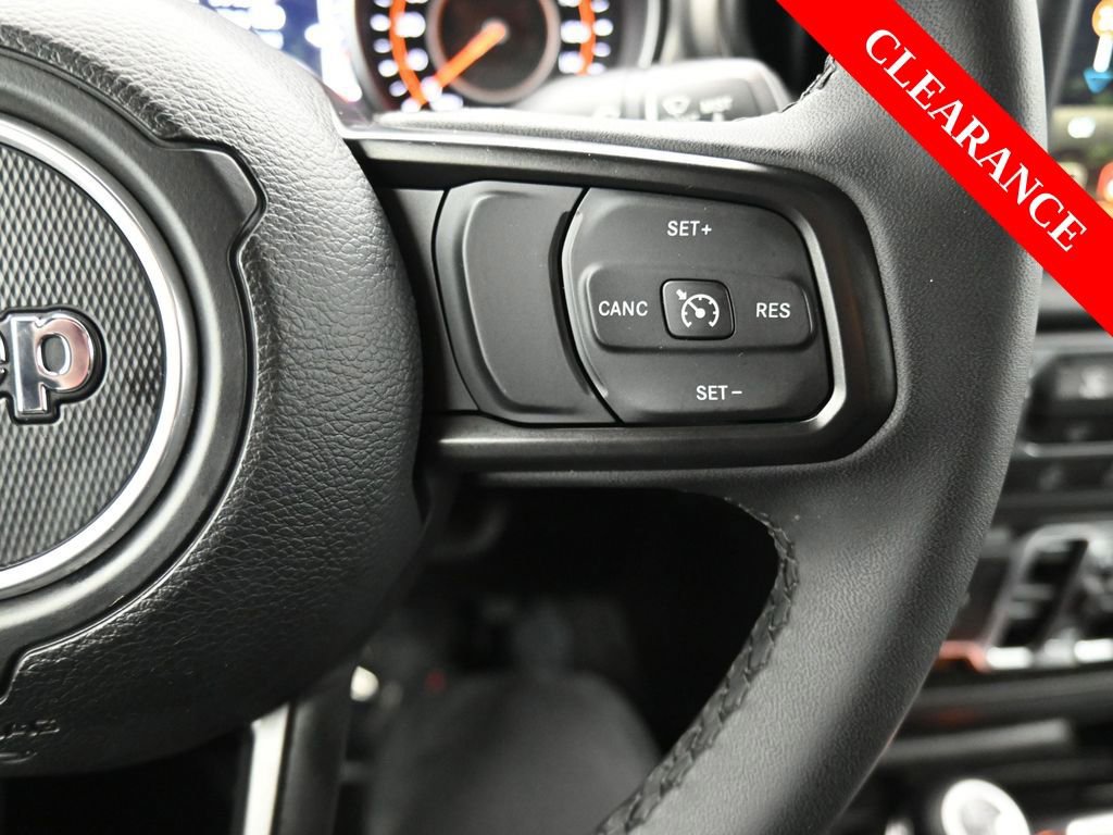 Used 2023 Jeep Gladiator Sport image 25