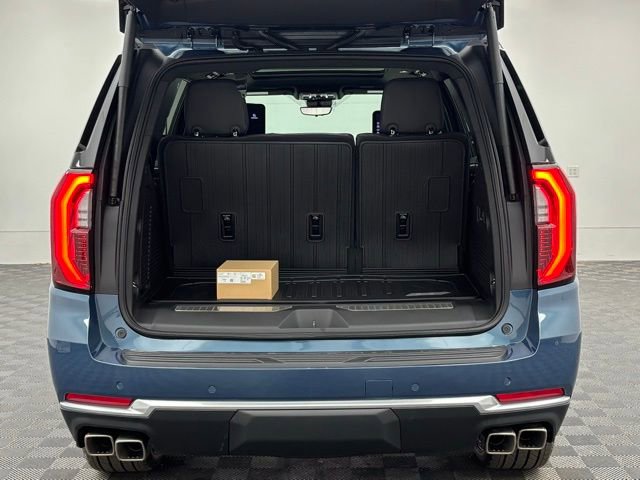 New 2026 GMC Yukon Denali w/ Denali Reserve Package image 13