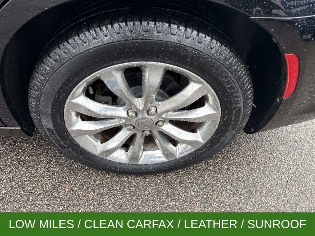 Used 2016 Chrysler 300 C image 13