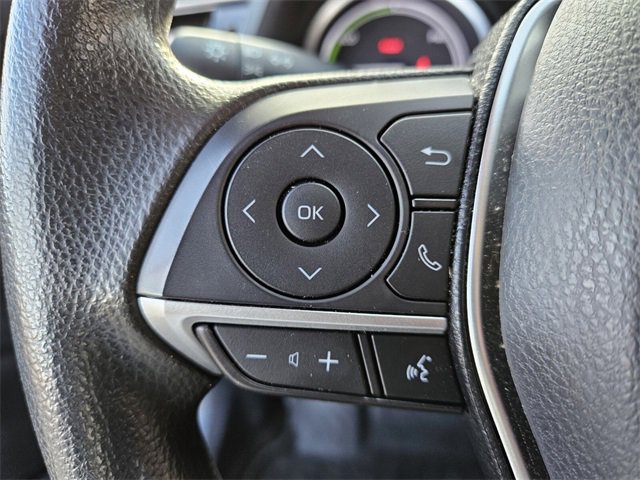 Used 2022 Toyota Camry LE image 28