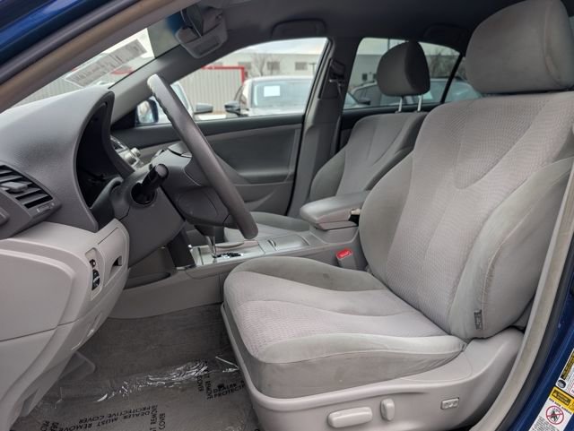 Used 2010 Toyota Camry image 7