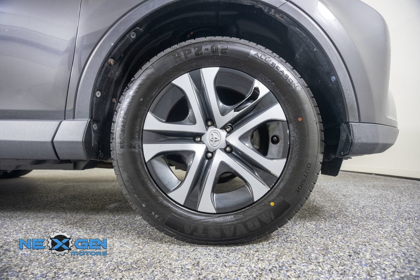 Used 2016 Toyota RAV4 LE FWD image 42