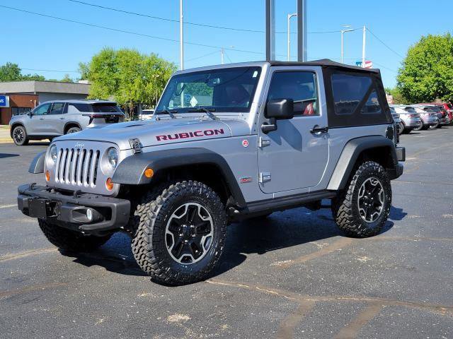 Used 2013 Jeep Wrangler Rubicon AWD/4WD image 4