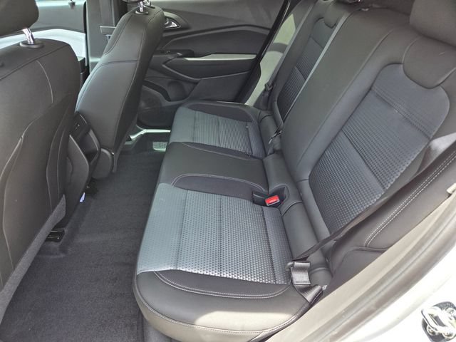 Certified 2026 Chevrolet Trax LT w/ Driver Confidence Package FWD image 11