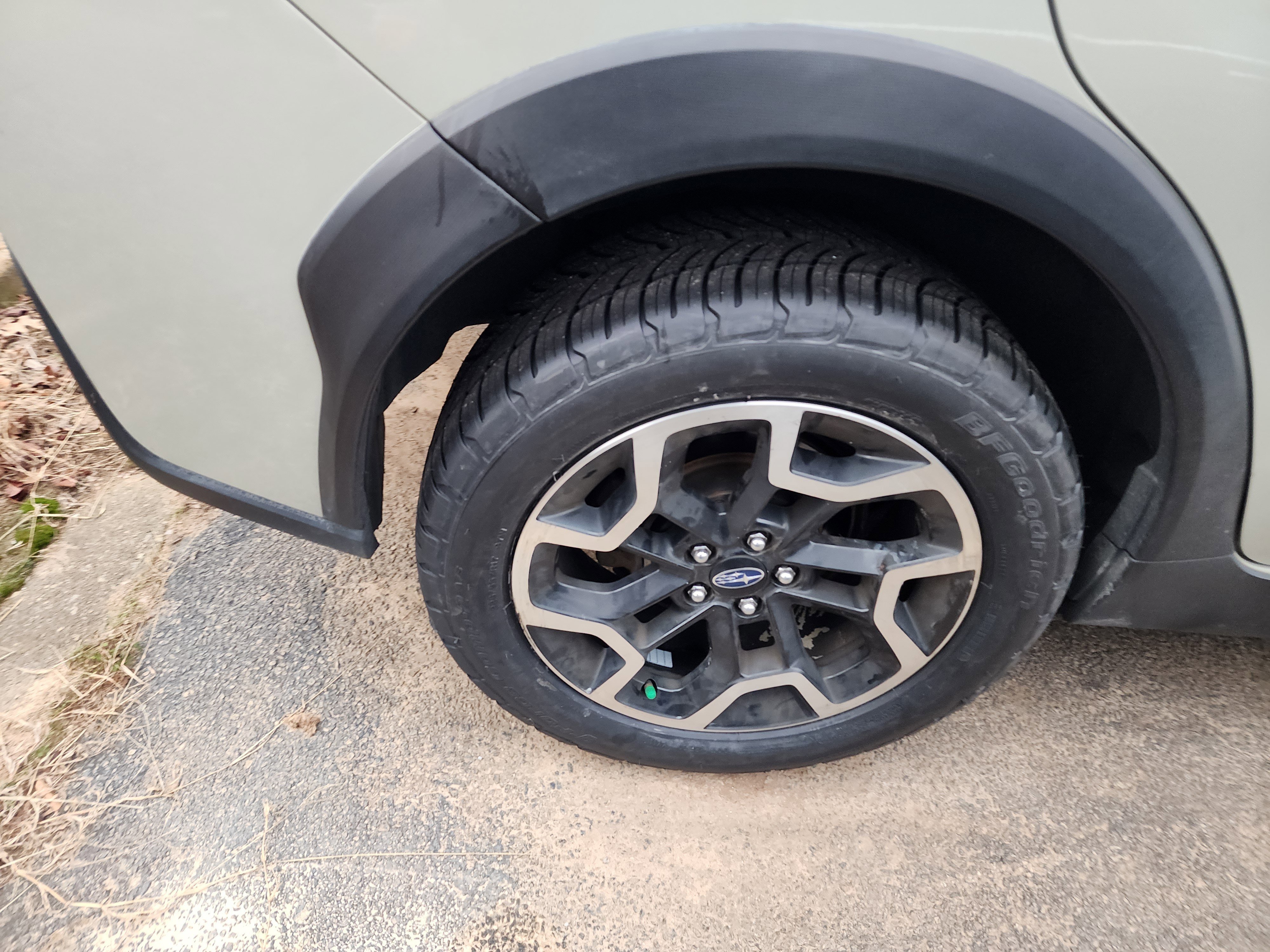 Used 2016 Subaru Crosstrek 2.0i Premium image 9