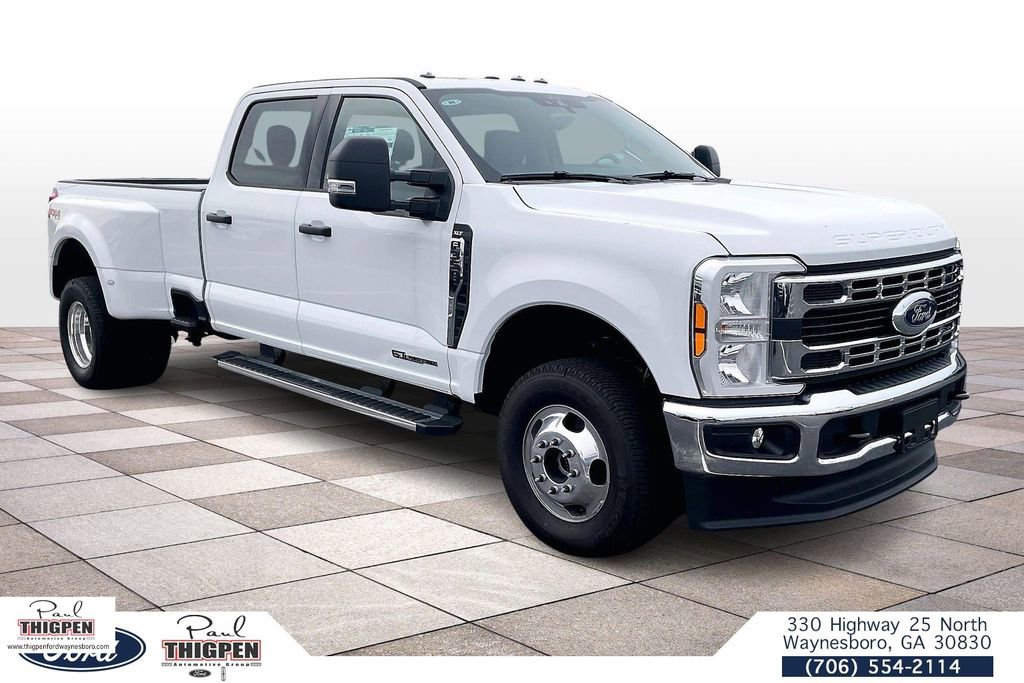 New 2026 Ford F350 XLT w/ FX4 Off-Road Package