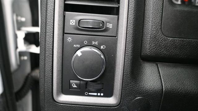 Used 2021 RAM 1500 Tradesman w/ Chrome Plus Package RWD image 16