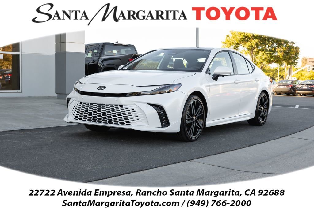 Certified 2025 Toyota Camry XSE image 1