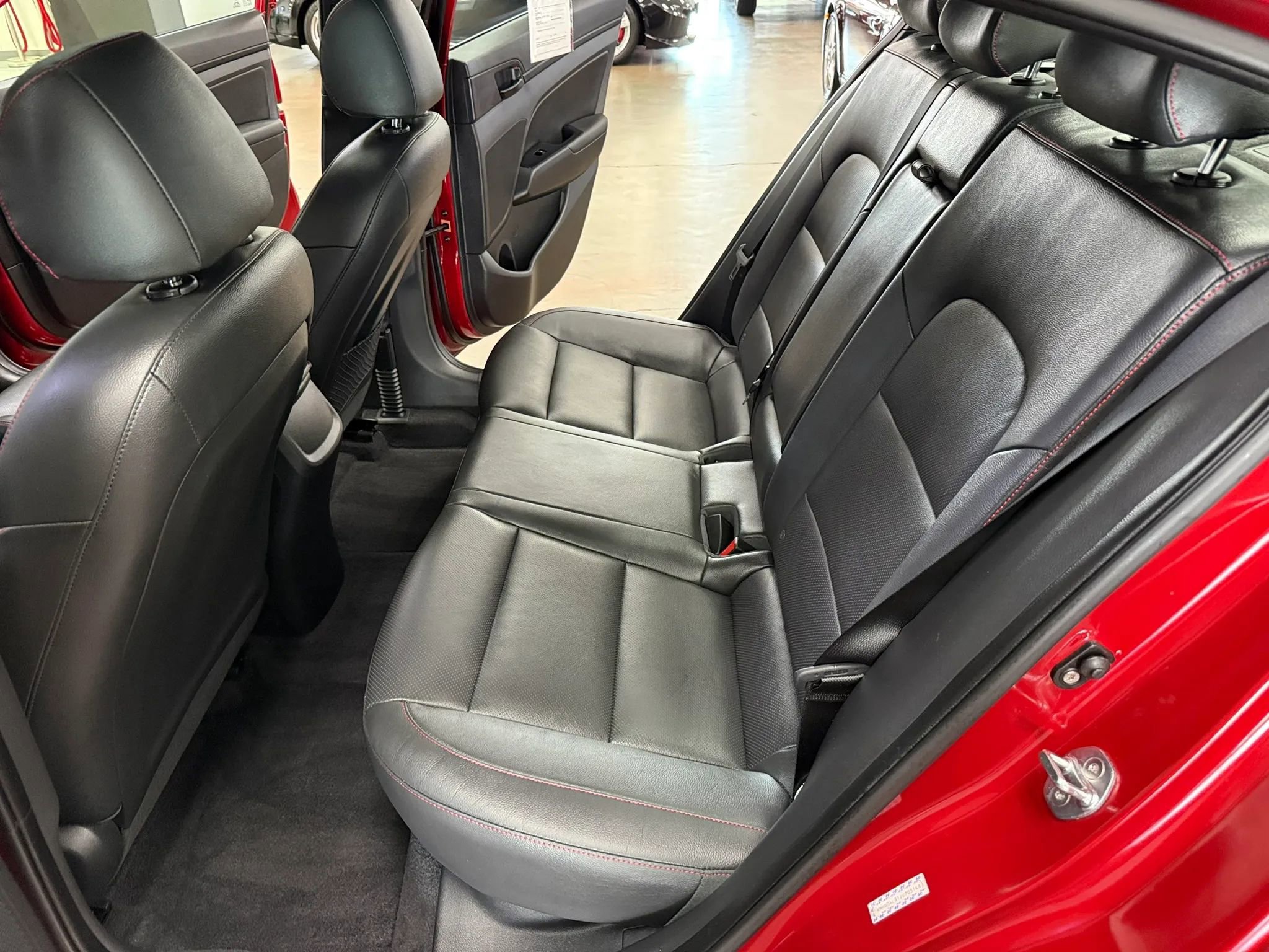 Used 2018 Hyundai Elantra Sport FWD image 17
