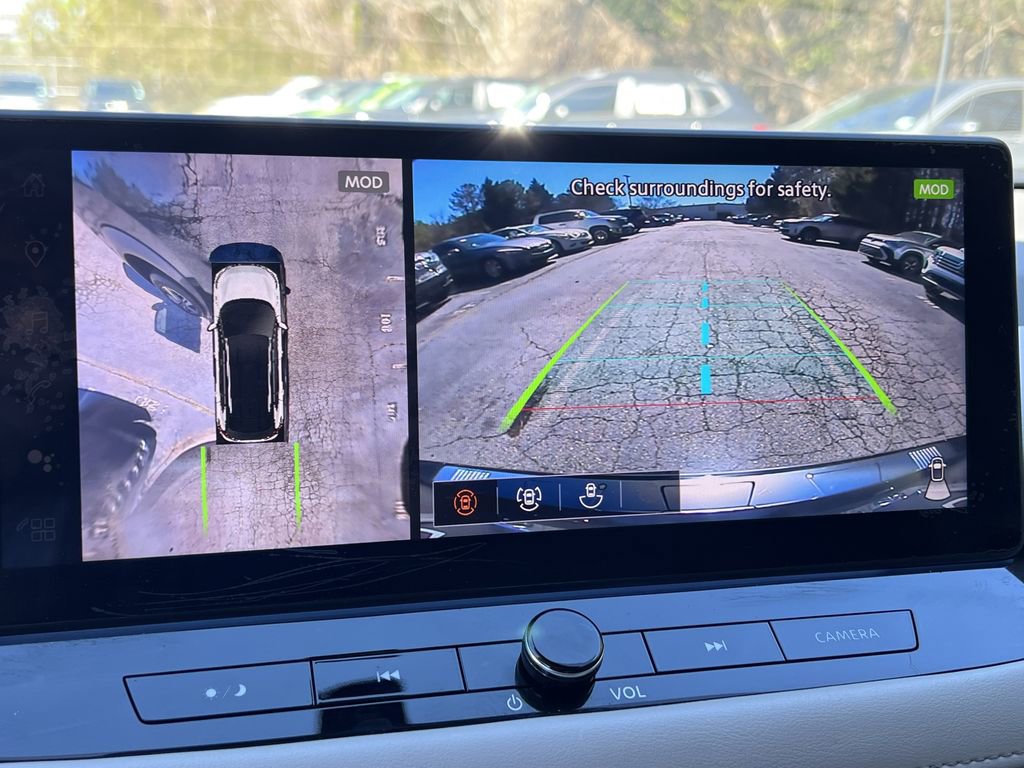 Used 2024 Nissan Rogue SL w/ SL Premium Package image 30