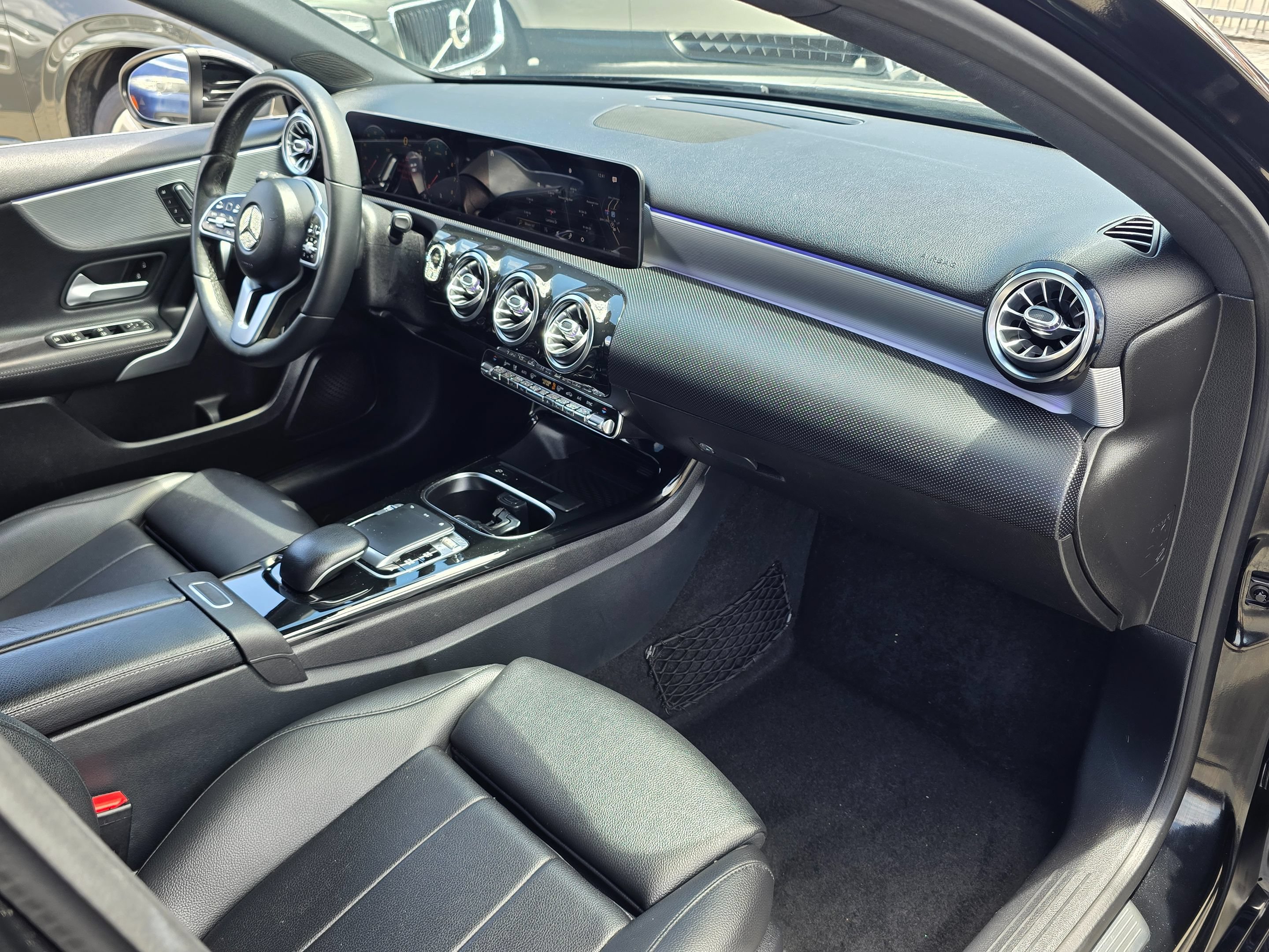 Used 2019 Mercedes-Benz A 220 w/ Premium Package image 9