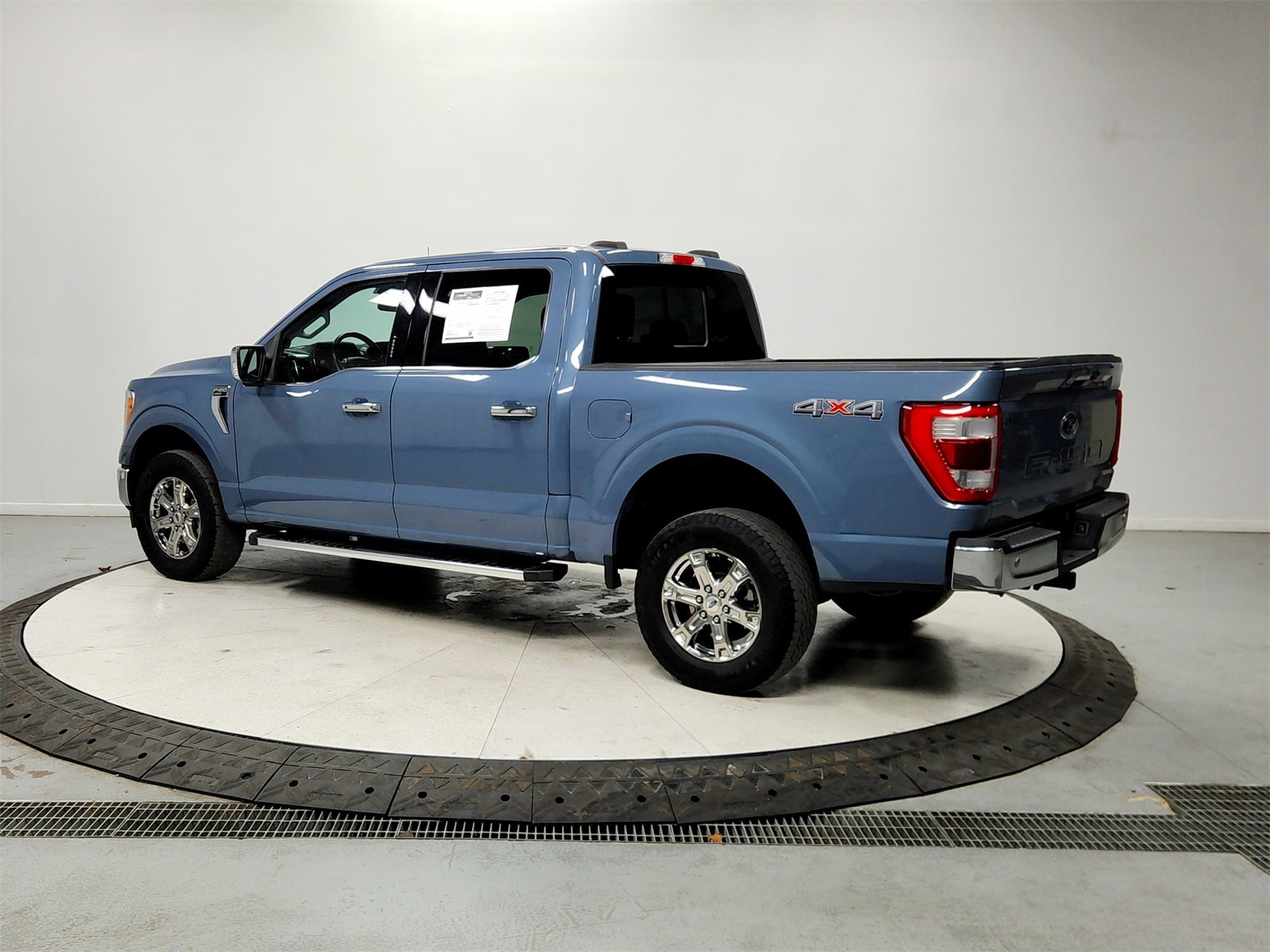 Used 2023 Ford F150 Lariat image 5