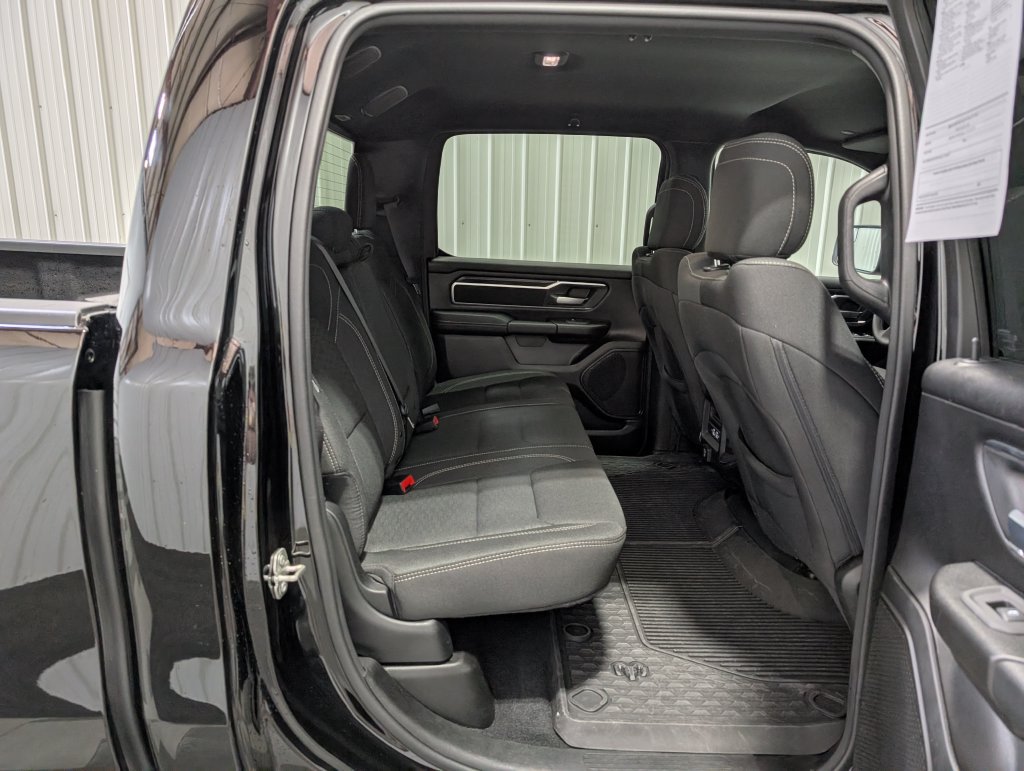 Used 2025 RAM 1500 Big Horn AWD/4WD image 28