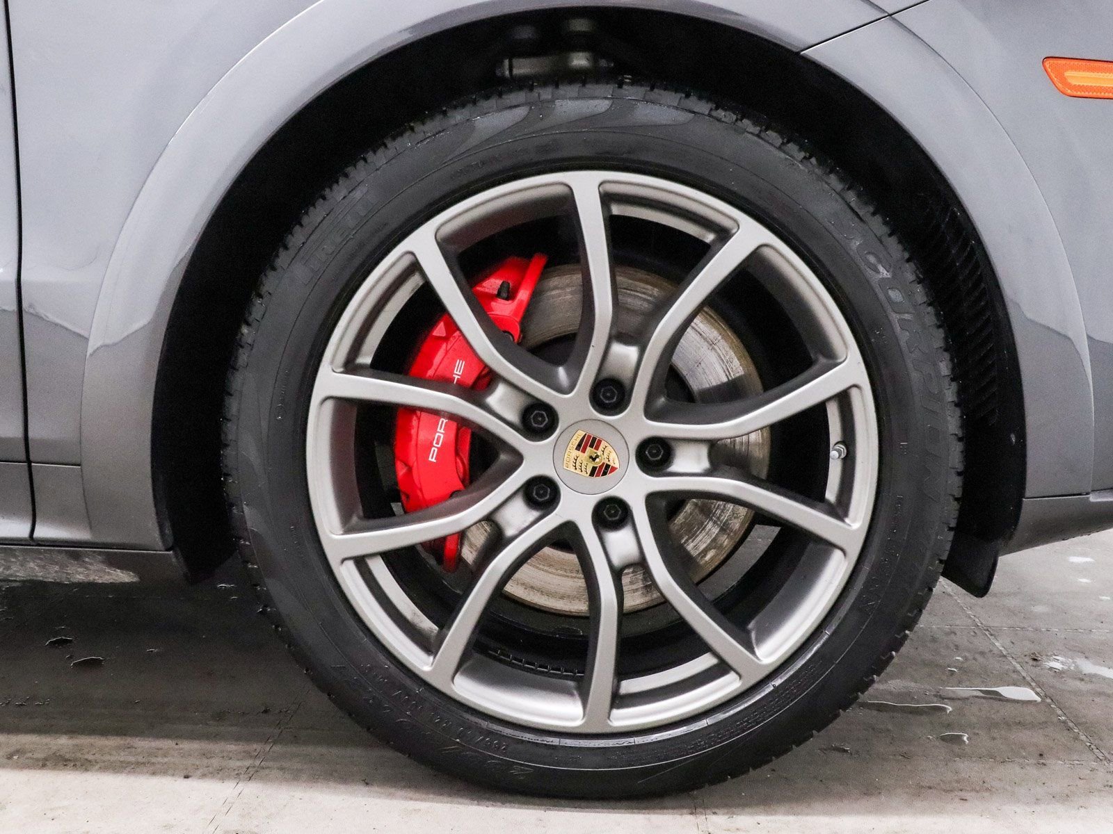 Used 2023 Porsche Cayenne GTS w/ Premium Package AWD/4WD image 12