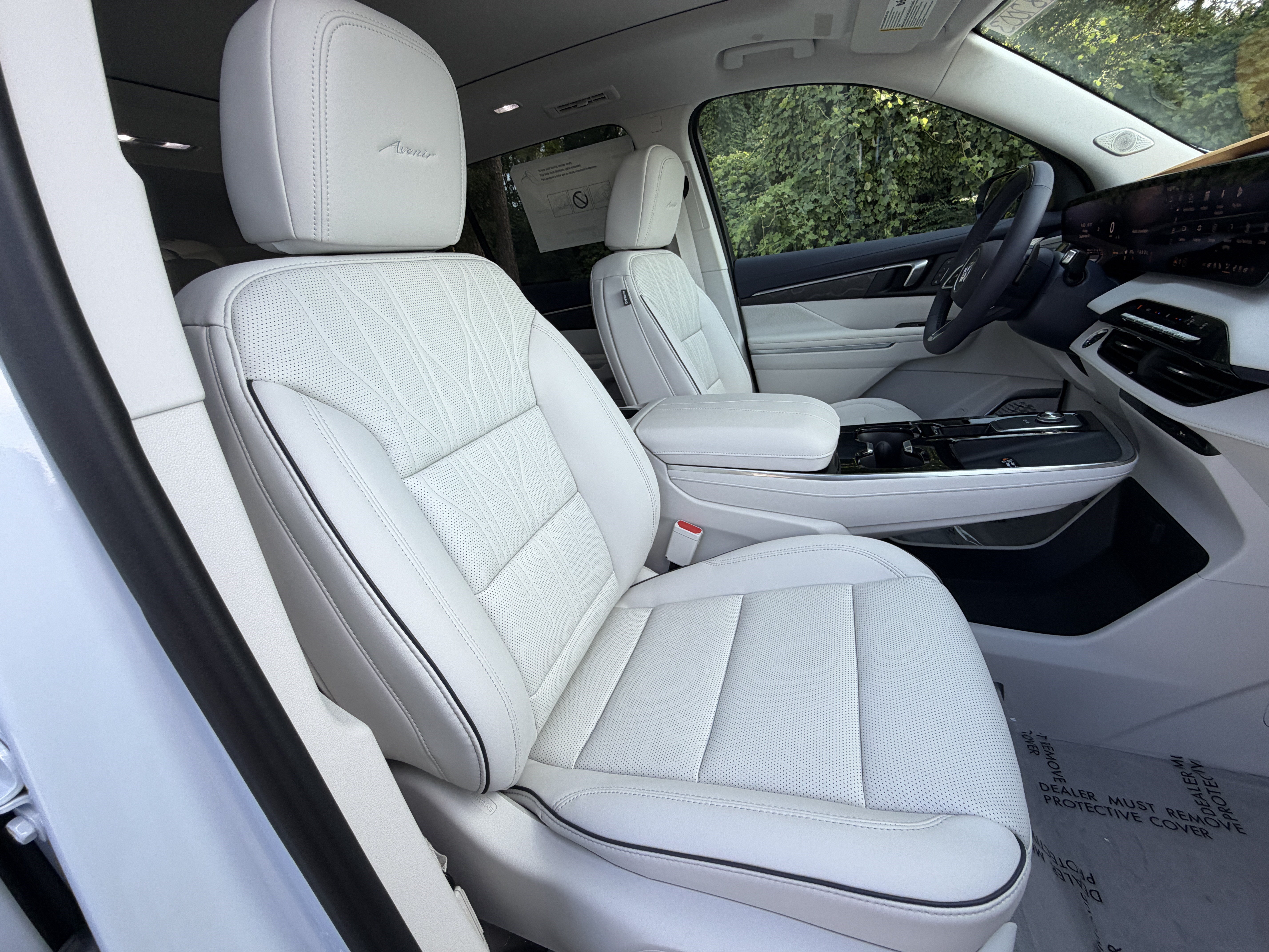 New 2027 Buick Enclave Avenir FWD image 21