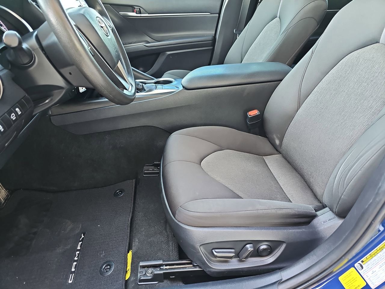 Used 2023 Toyota Camry LE FWD image 18