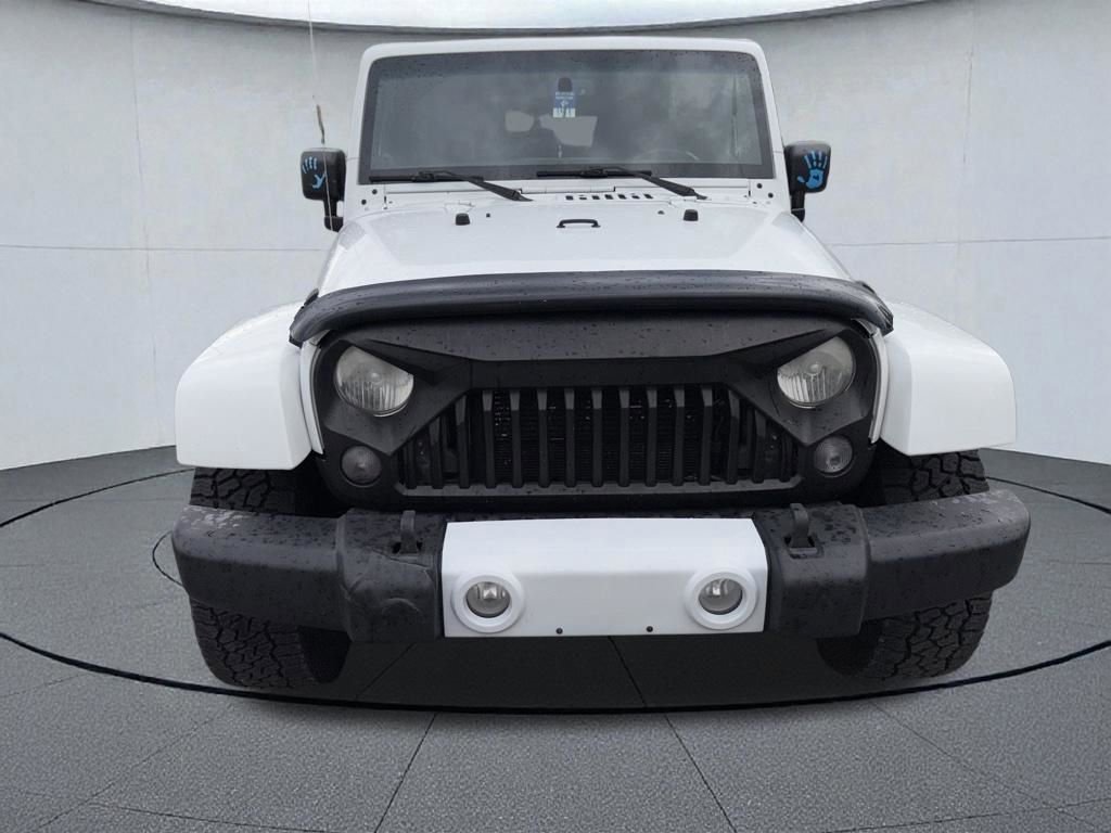 Used 2014 Jeep Wrangler Unlimited Sahara w/ Dual Top Group AWD/4WD image 8