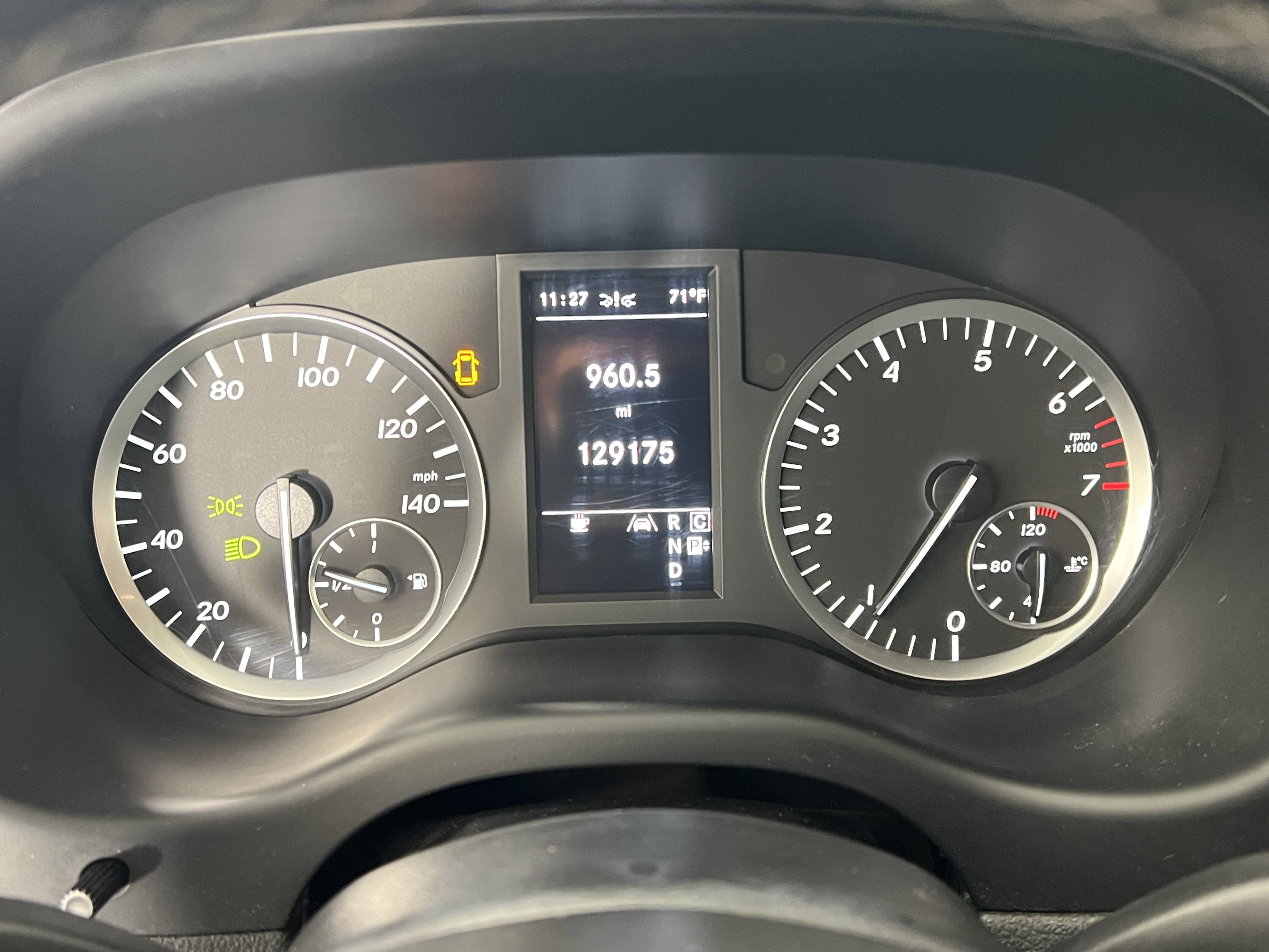 Used 2016 Mercedes-Benz Metris Passenger image 25