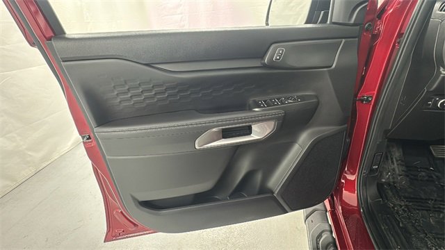 Used 2025 Ford Ranger XLT w/ Advanced Towing Package image 17