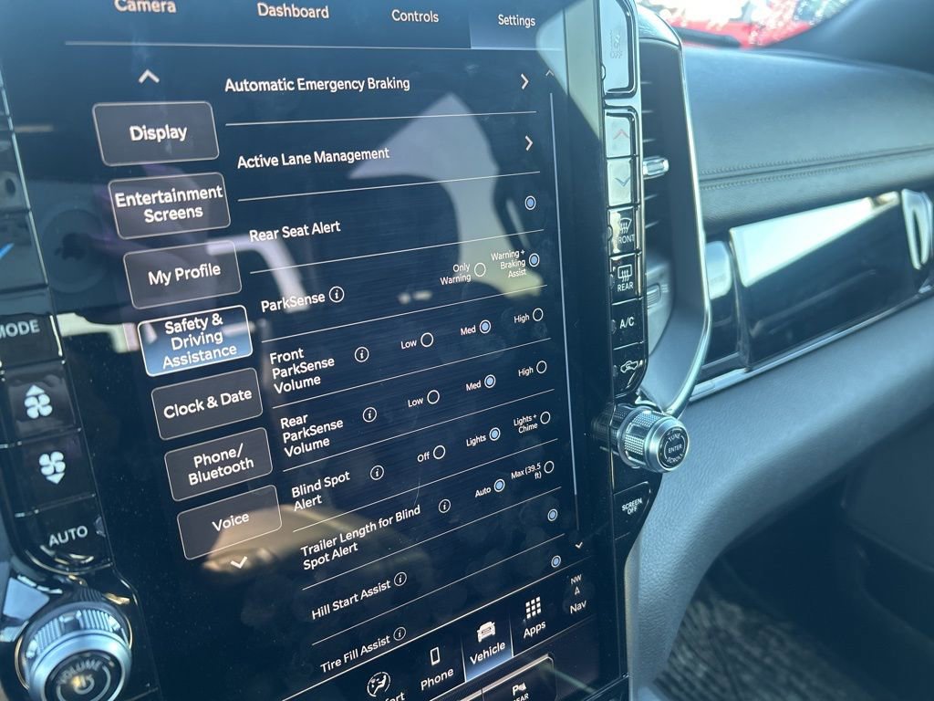 Used 2026 RAM 1500 Laramie w/ Night Edition image 27