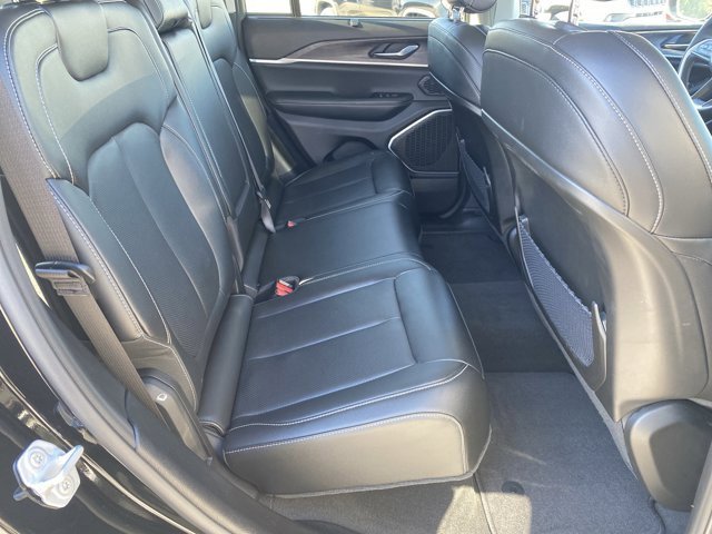 Used 2022 Jeep Grand Cherokee Limited 4xe w/ Luxury Tech Group II image 31