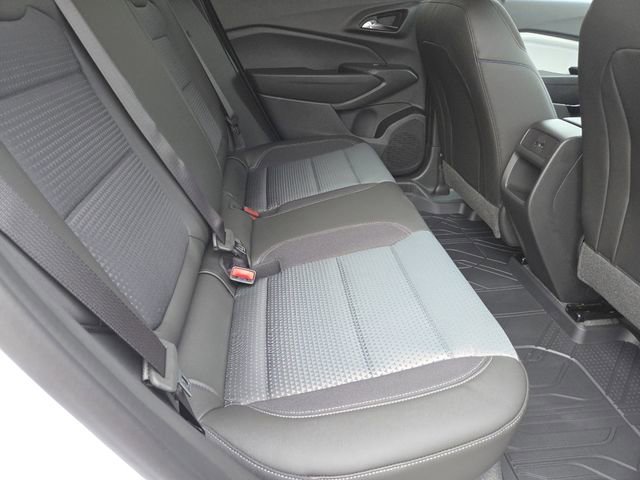 New 2026 Chevrolet Trax LT w/ Driver Confidence Package FWD image 24