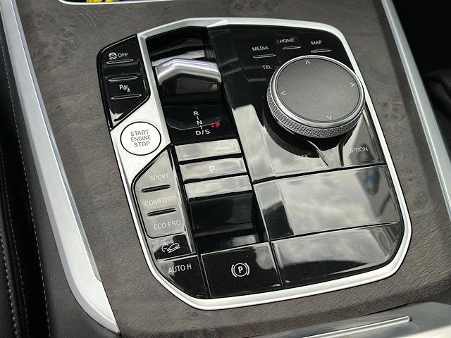 Certified 2024 BMW X5 xDrive40i w/ Premium Package image 26