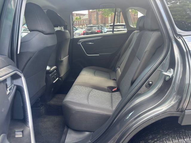 Used 2025 Toyota RAV4 XLE AWD/4WD image 48