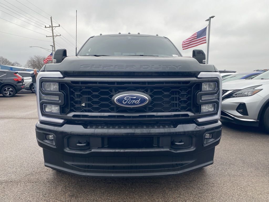 Used 2024 Ford F250 Lariat w/ Sport Appearance Package image 10