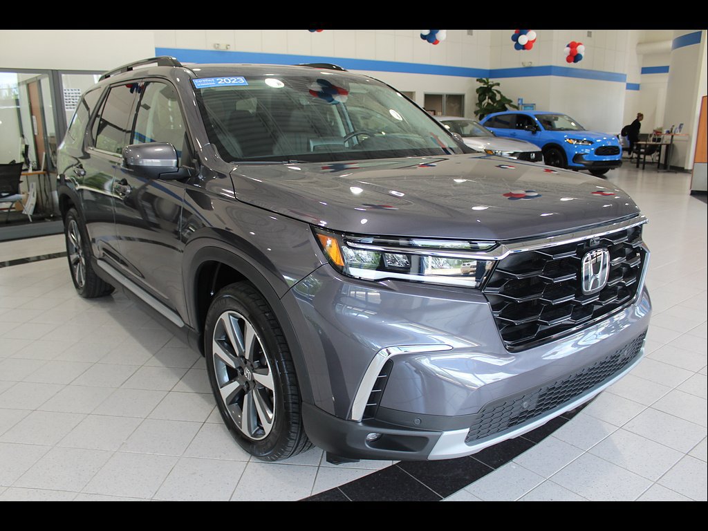 Certified 2023 Honda Pilot Elite image 3