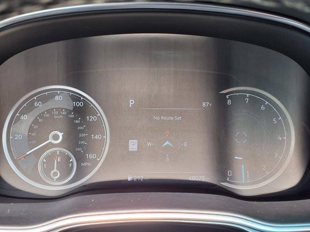 Used 2024 Genesis GV80 2.5T AWD/4WD image 35