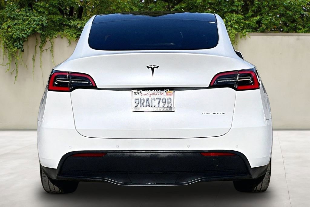 Used 2021 Tesla Model Y Long Range image 6