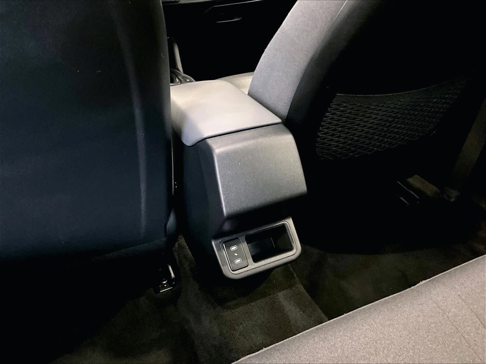 Used 2025 Kia K4 EX image 28