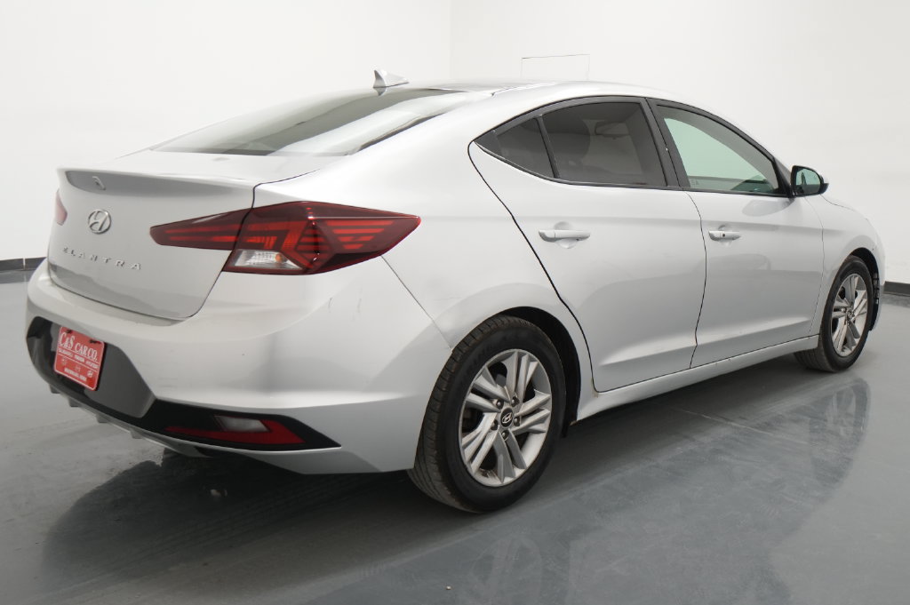 Used 2019 Hyundai Elantra Value Edition w/ Cargo Package FWD image 8
