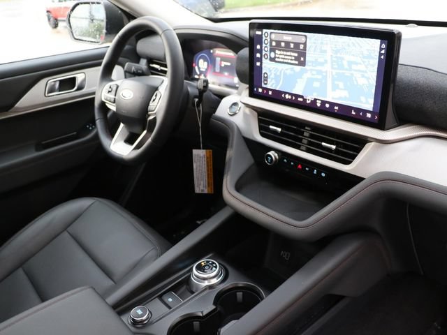 New 2026 Ford Explorer Active w/ Active Comfort Package AWD/4WD image 13