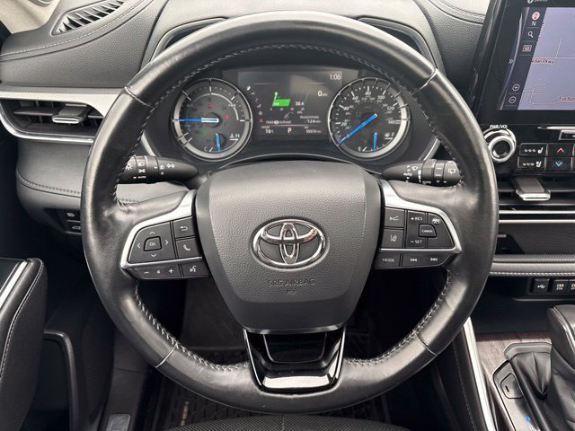 Used 2020 Toyota Highlander Platinum AWD/4WD image 26