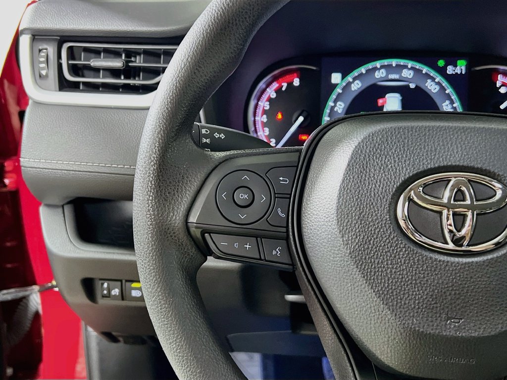 Used 2023 Toyota RAV4 XLE FWD image 16