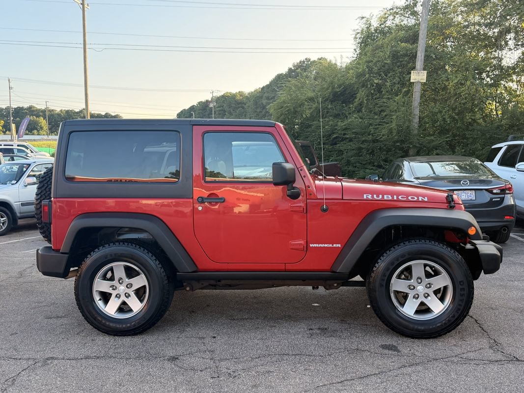 Used 2012 Jeep Wrangler Rubicon w/ Dual Top Group AWD/4WD image 4