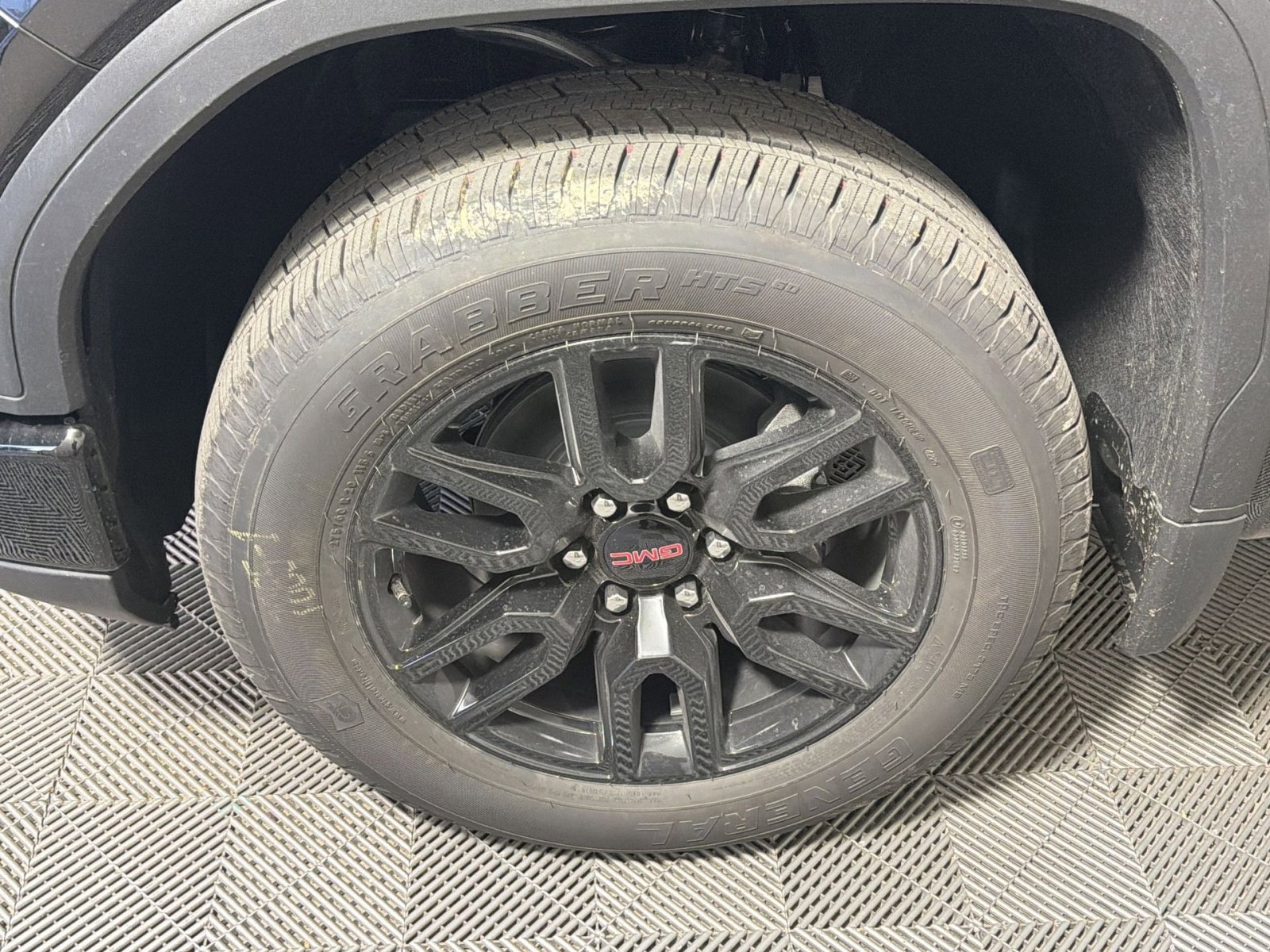 New 2026 GMC Sierra 1500 Elevation image 12