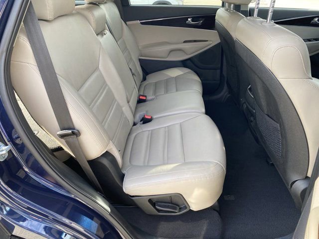 Used 2019 Kia Sorento EX image 27