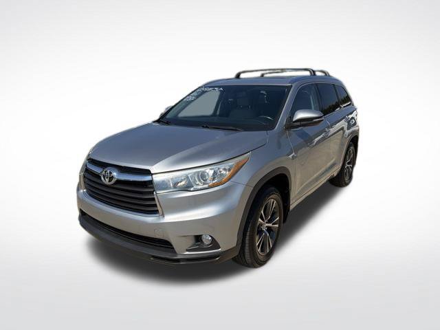 Used 2016 Toyota Highlander XLE FWD image 7