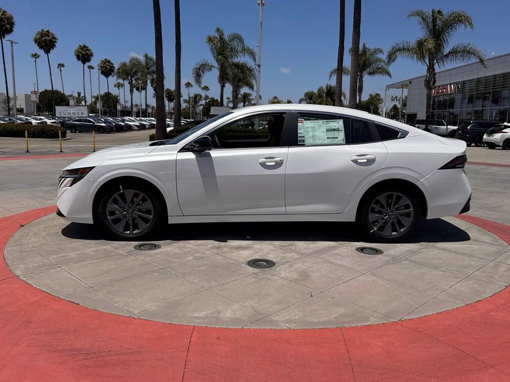New 2026 Nissan Sentra SL w/ Floor Mat Package FWD image 5